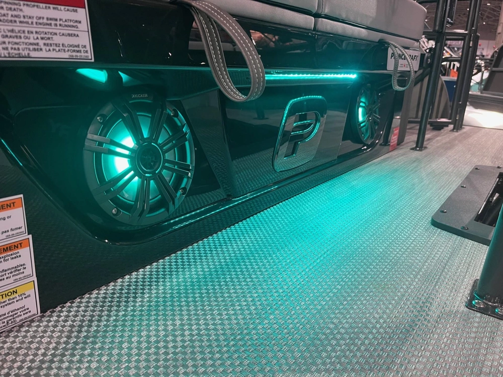 2026 Princecraft Vogue 23 Rl Black 200 V6 Dts alt