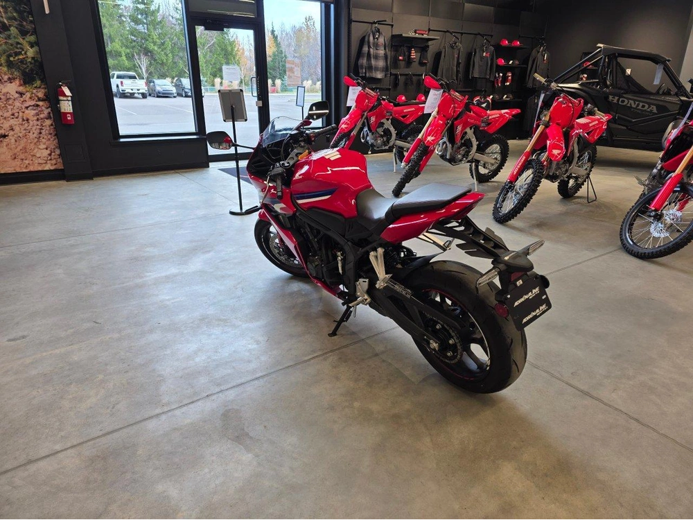 Honda Cbr650ract 2026 alt