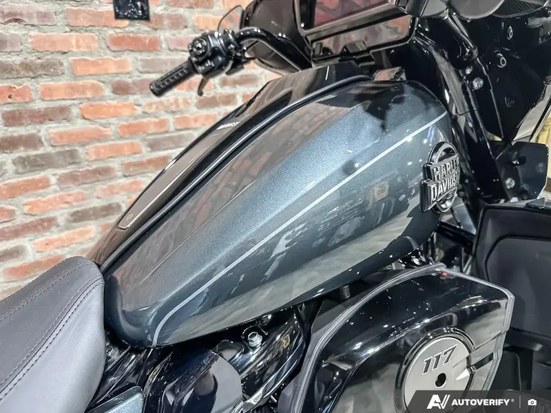 2026 Harley-Davidson Street Glide Limited thumbnail 7