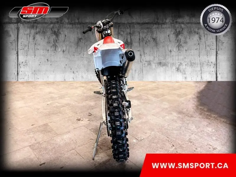 2026 Yamaha YZ250 thumbnail 4