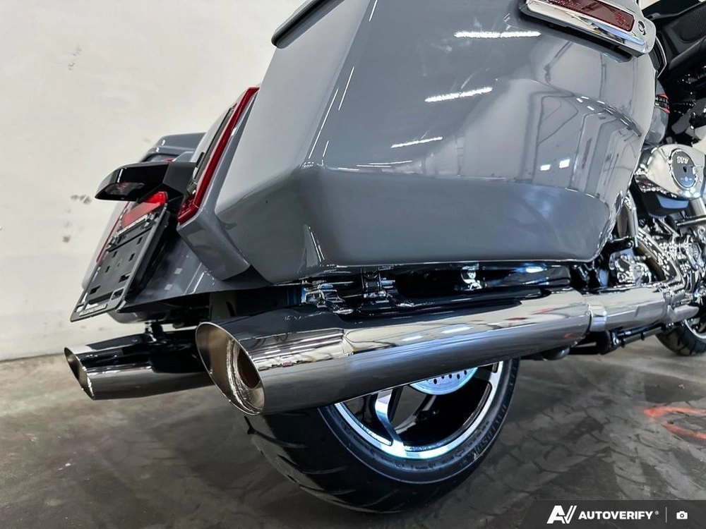 2026 Harley-davidson Road Glide alt