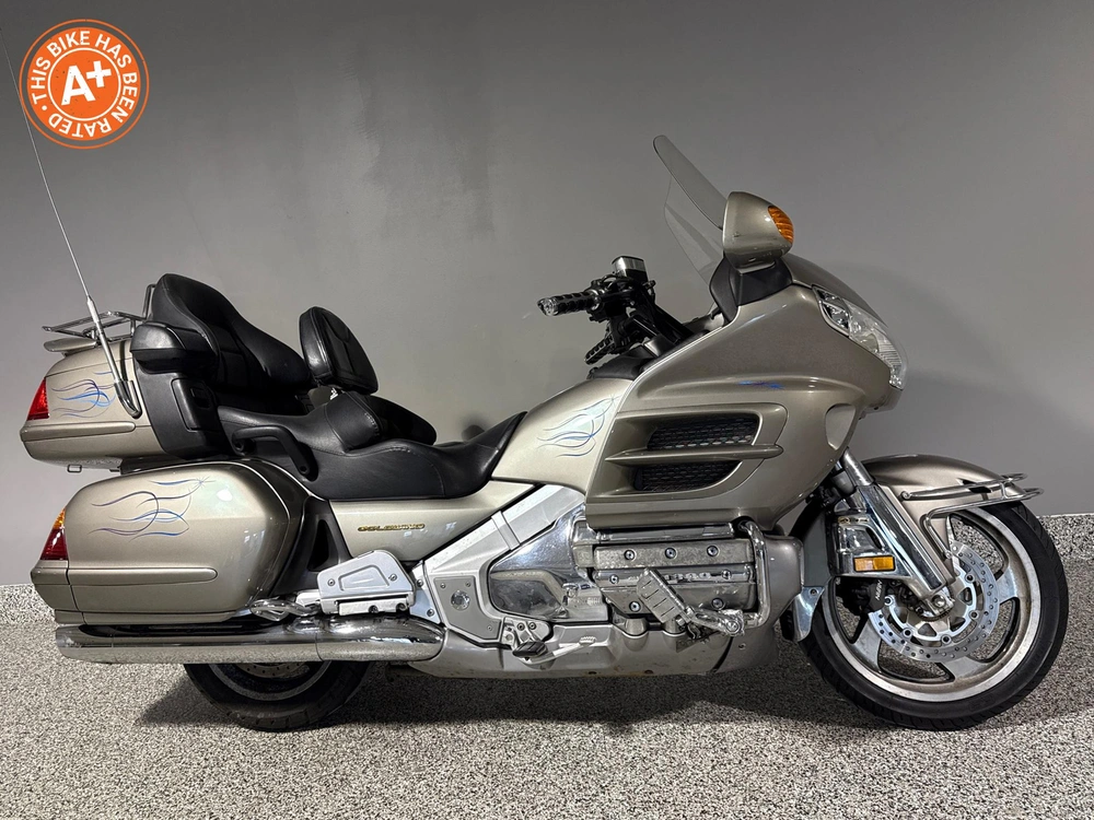 2002 Honda Gold Wing alt