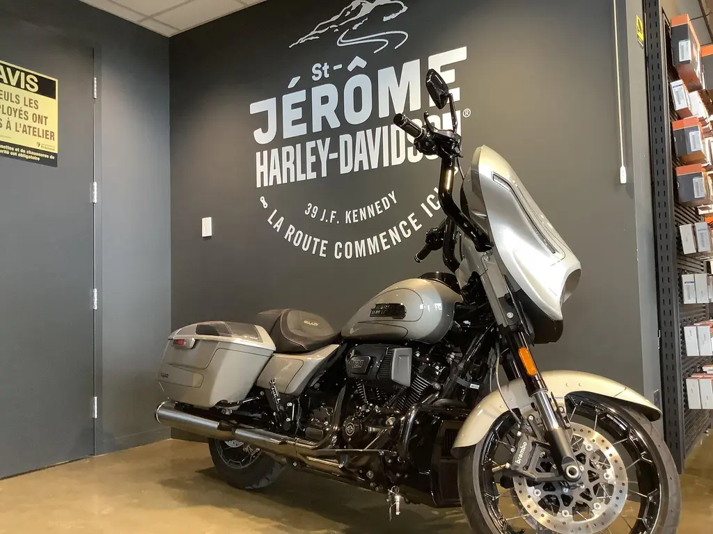 2023 Harley-Davidson STREET GLIDE CVO FLHXSE