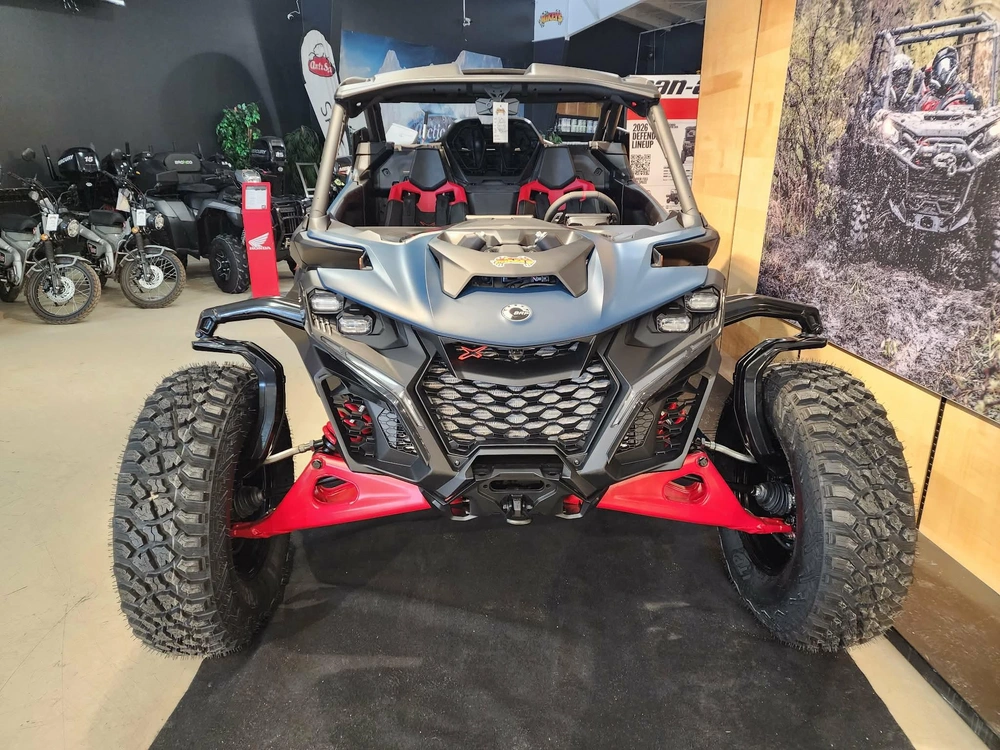 2026 Commander Maverick R X Rs 999t Dct alt