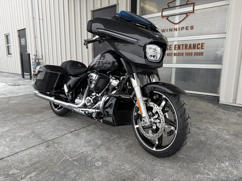 2026 Harley-Davidson STREET GLIDE thumbnail 2