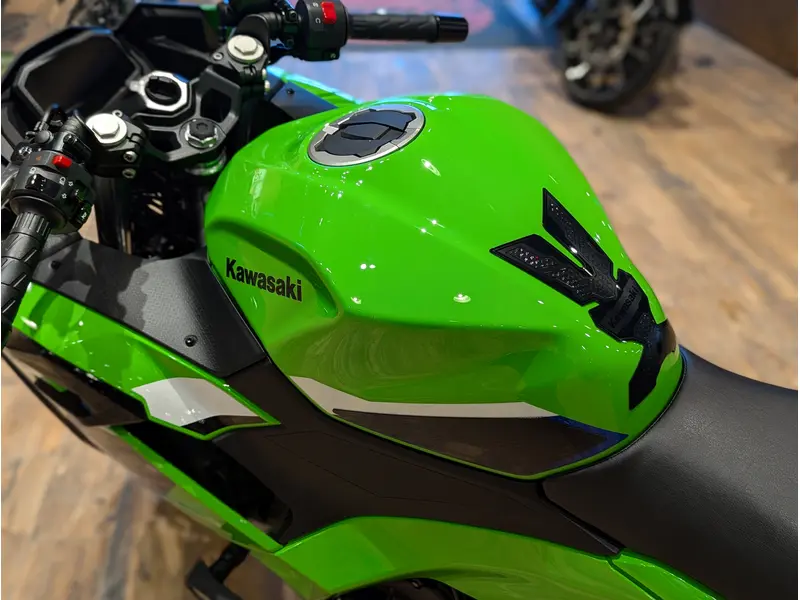 2026 Kawasaki Ninja 500 SE KRT Edition thumbnail 9