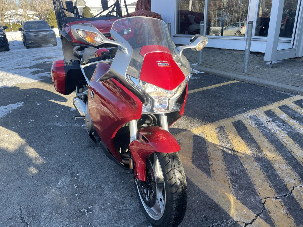 Honda Vrf 1200 Fa Manuel 2010 alt