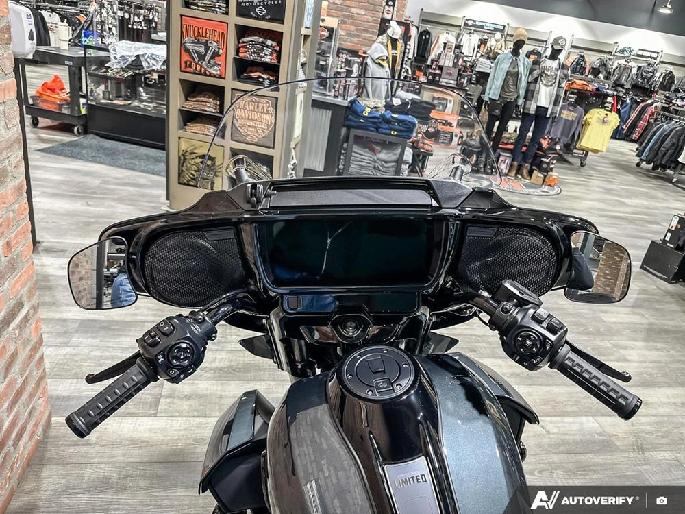 2026 Harley-davidson Street Glide Limited alt