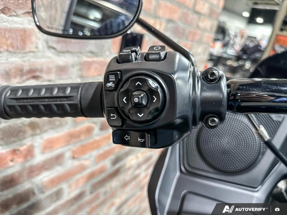 2026 Harley-davidson Road Glide alt