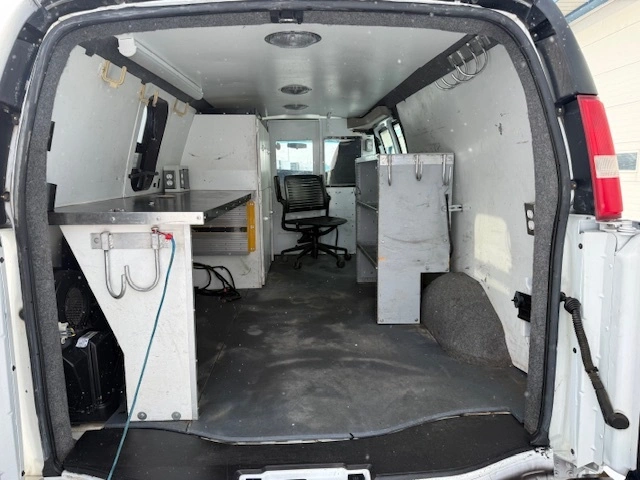 2014 Gmc Savana 3500 Cargo Van alt