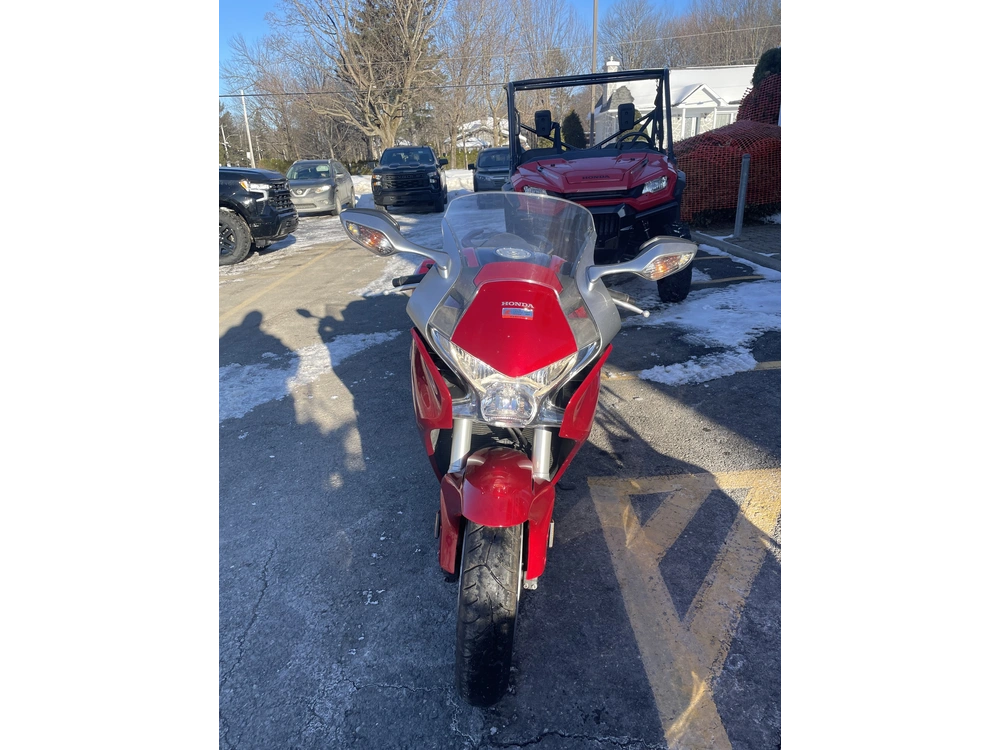 Honda Vrf 1200 Fa Manuel 2010 alt