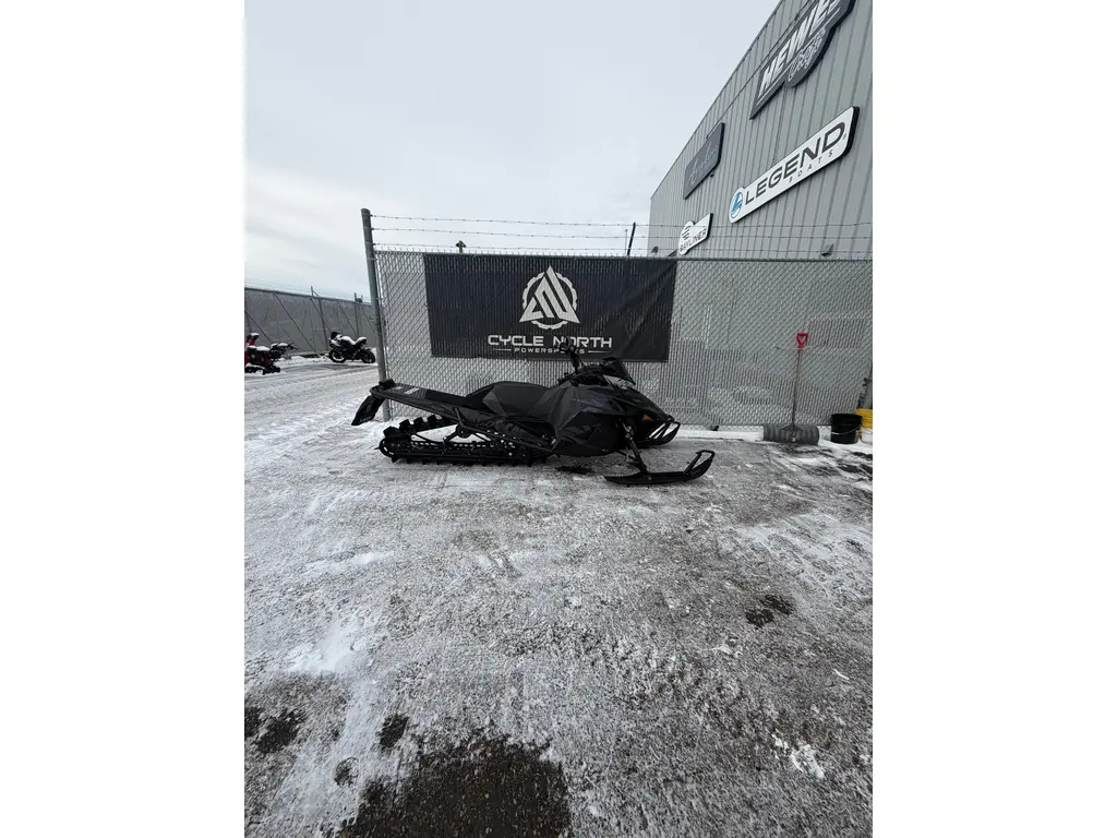 2016 Arctic Cat M8000 SNO PRO 162 R