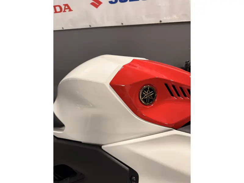 2026 Yamaha YZF-R3 R3 thumbnail 7