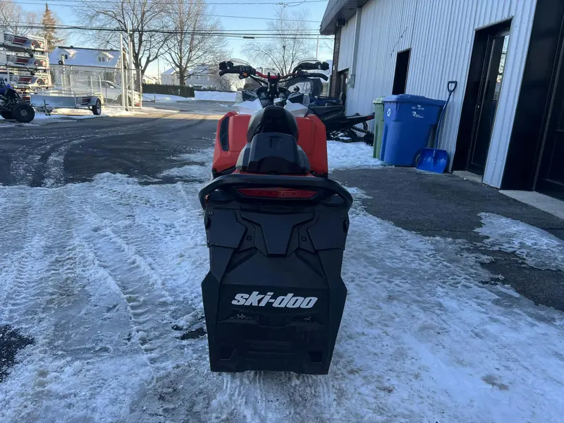 2020 Can-Am BACKCOUNTRY 850 XRS 154 **MOTONEIGE MULTI-SEGMENT PAR EXCELLENCE!!**