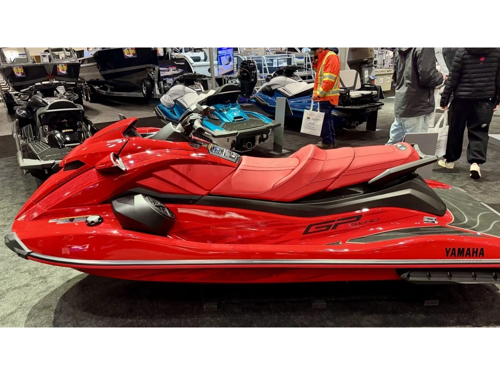 2026 Yamaha Svho alt