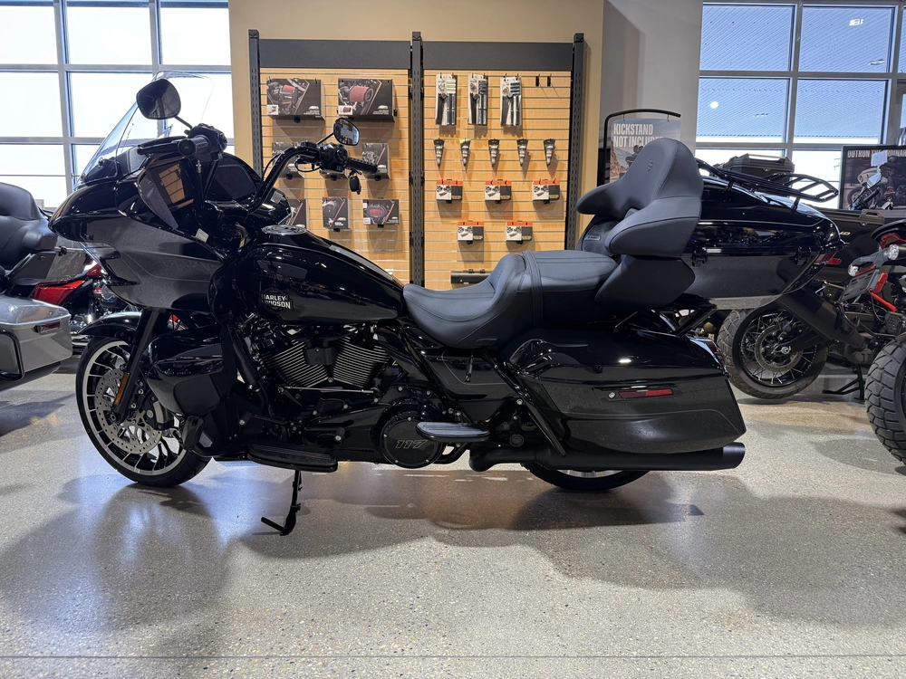 2026 Harley-davidson Road Glide Limited alt