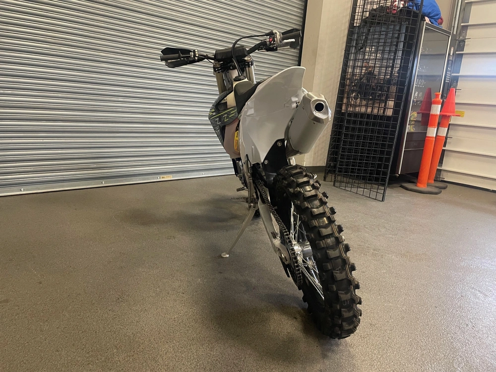 2026 Triumph Tf250-c alt