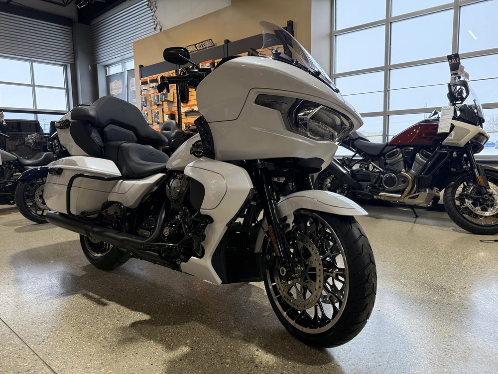 2026 Harley-davidson Road Glide Limited alt