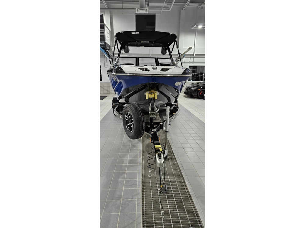 Autre Scarab Sbi215 2022 alt