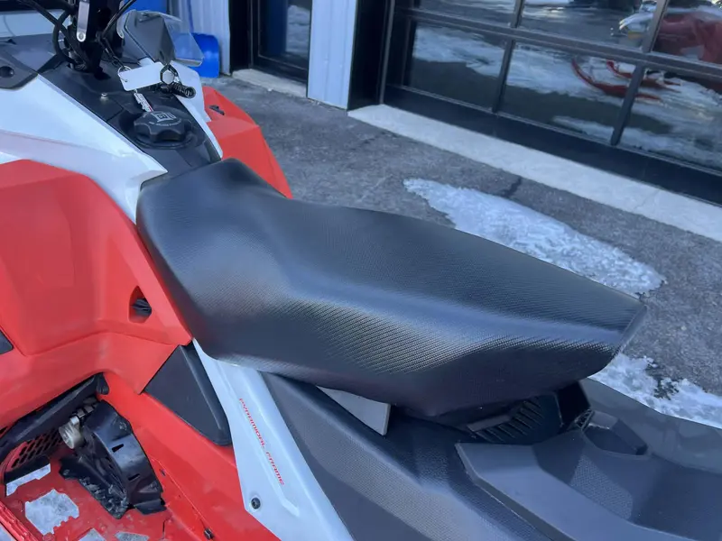 2020 Can-Am BACKCOUNTRY 850 XRS 154 **MOTONEIGE MULTI-SEGMENT PAR EXCELLENCE!!**