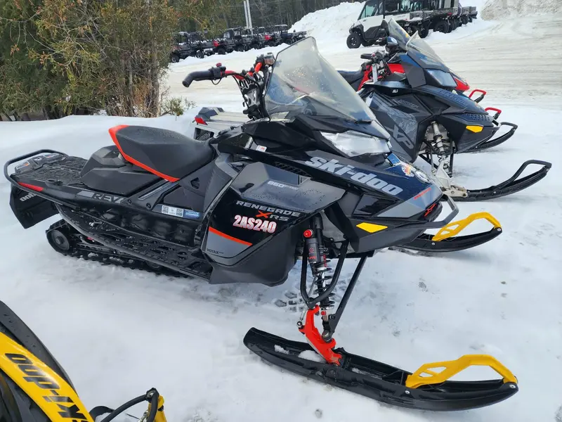 2020 Ski-Doo RENEGADE XRS 850