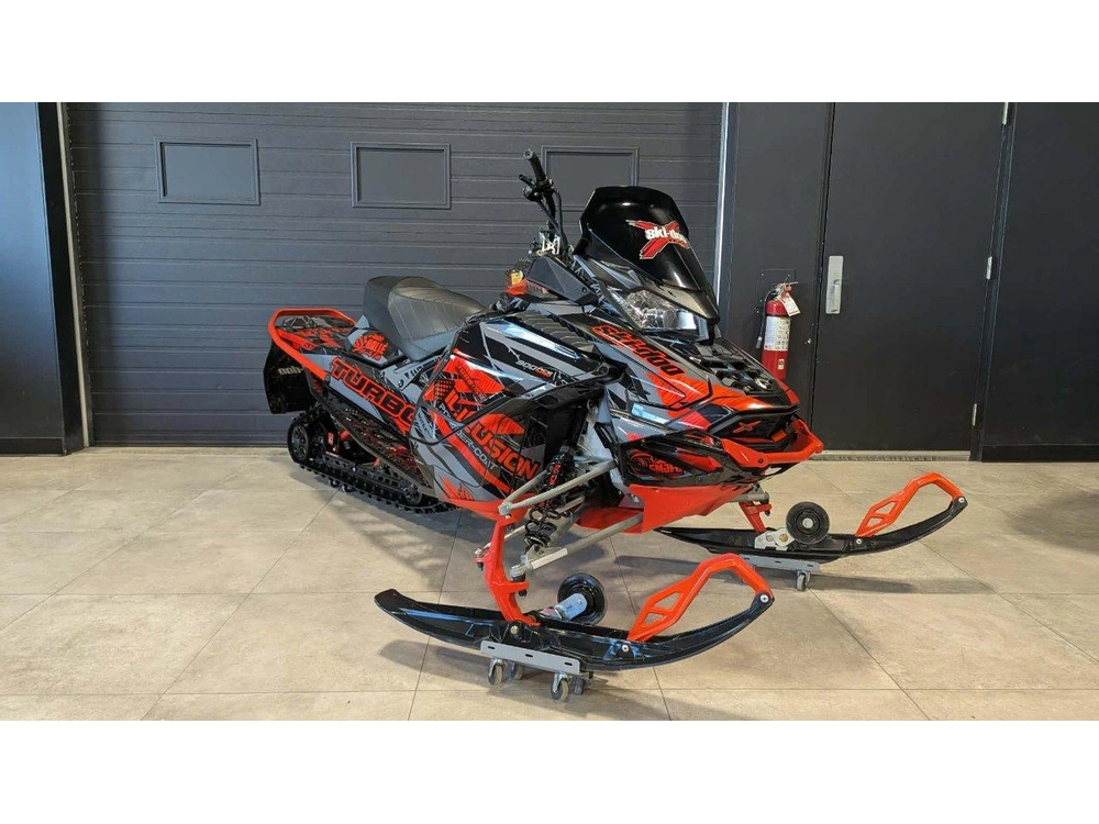 Ski-doo Renegade X 900 Ace Turbo Used 2021 alt