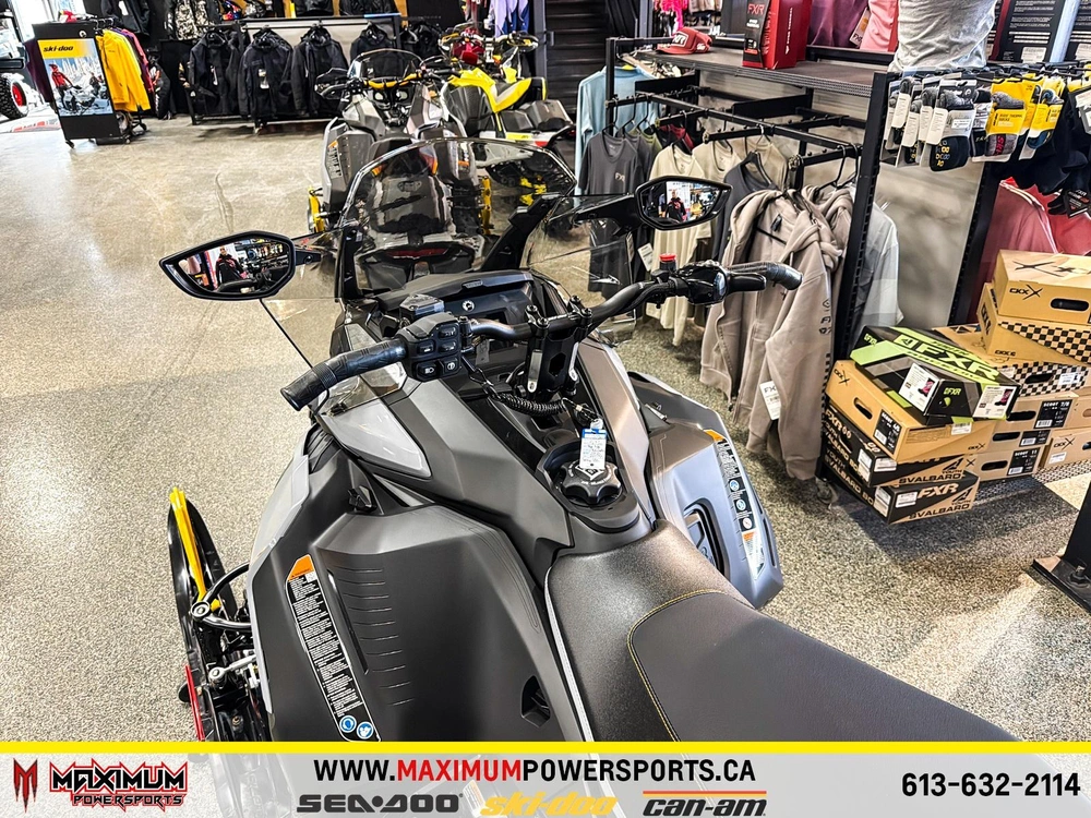 2025 Ski-doo Renegade Adrenaline 900 Ace Turbo E.s. Ripsaw 1.25" alt