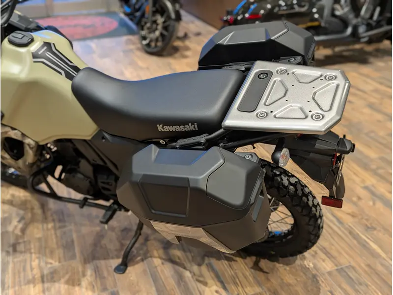 2026 Kawasaki KLR650 Adventure // Cypher Camo Beige (Matte)/Metallic Matte Carbon Gray thumbnail 12