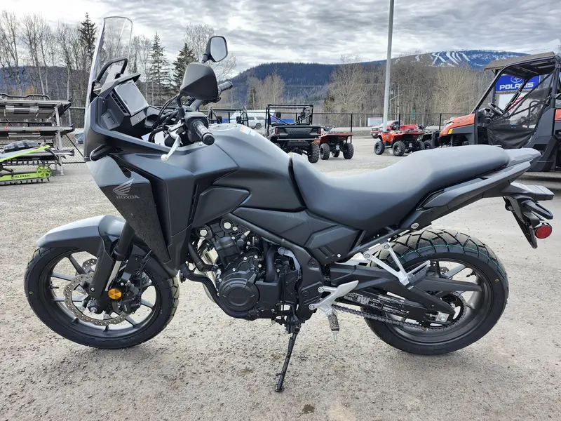 2025 Honda NX500 thumbnail 2
