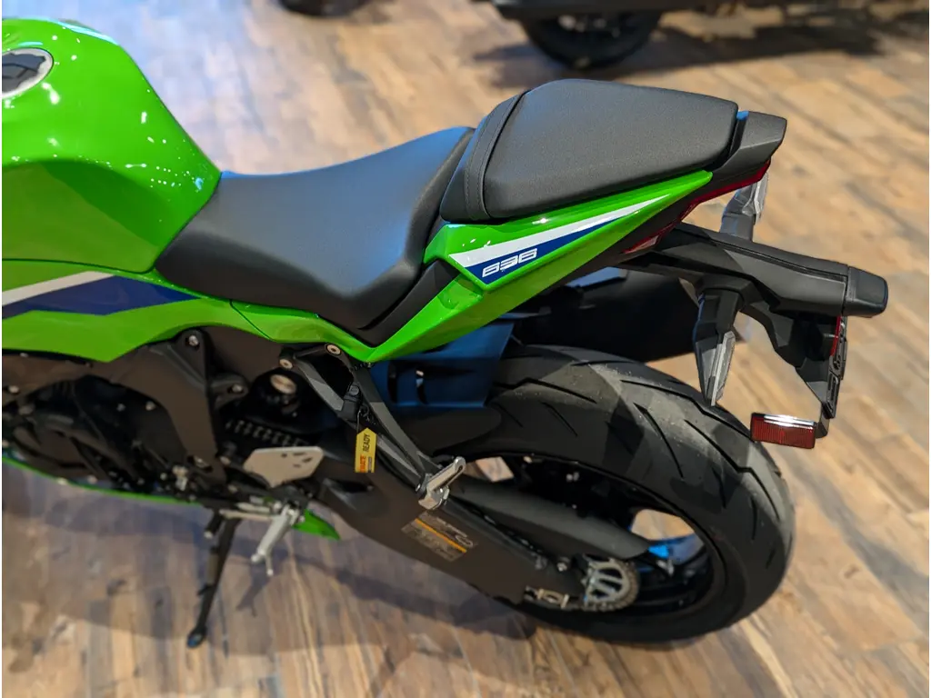 New 2026 Kawasaki Ninja ZX-6R KRT Edition Non-ABS in Headingley