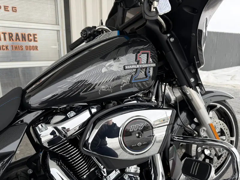 2026 Harley-Davidson STREET GLIDE thumbnail 11