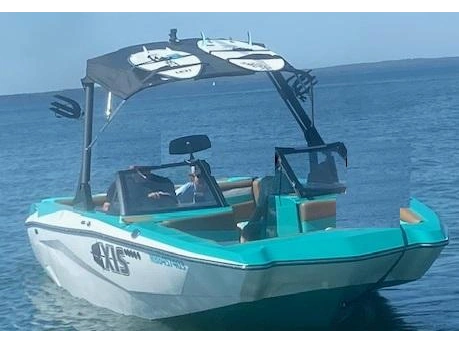 2023 Axis Wake Research A225 alt