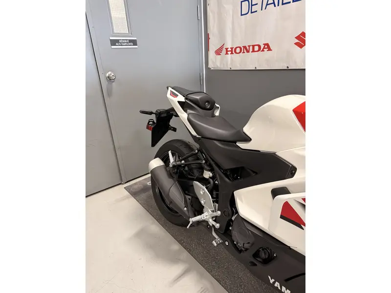 2026 Yamaha YZF-R3 R3 thumbnail 6