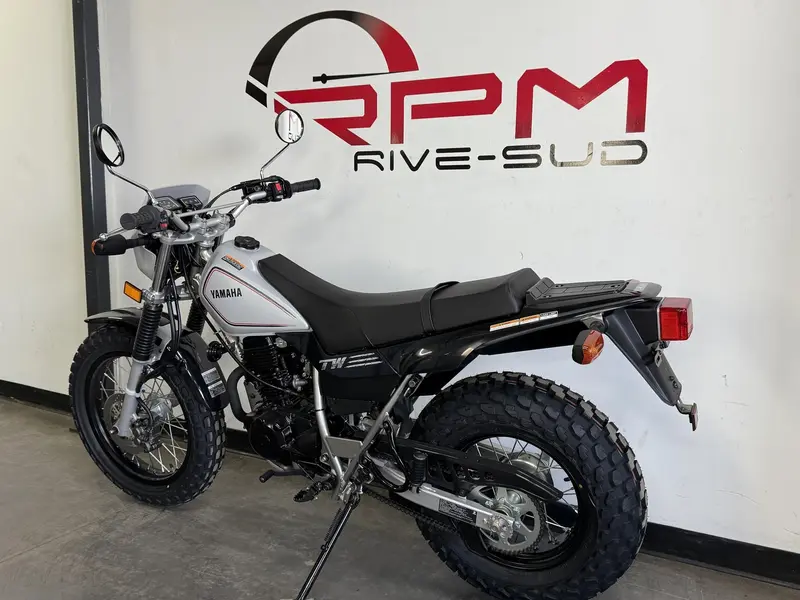 Yamaha TW200 *À partir de 3.99%💳 2026