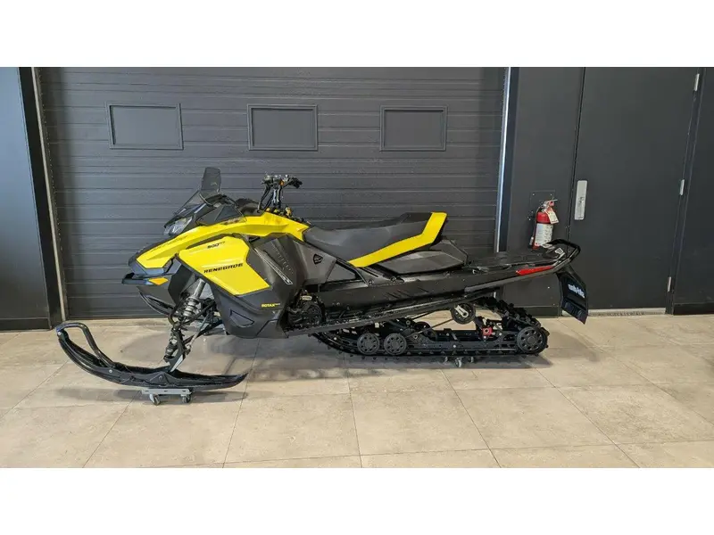 2021 Ski-Doo RENEGADE ADRENALINE 900 ACE USED