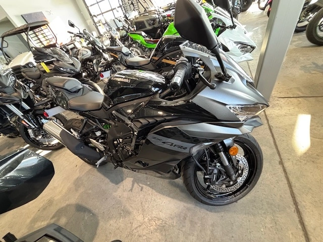 2026 Kawasaki Ninja Zx-4rr Ninja Zx-4rr Zx4rr Zx 4rr 4 Cylindres Zx4 Zx4r Zx- alt