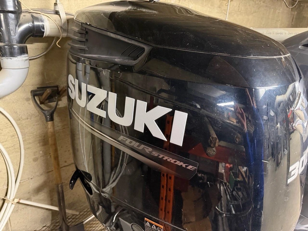 Suzuki Df300apx 2020 alt