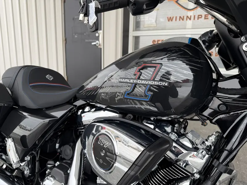 2026 Harley-Davidson STREET GLIDE thumbnail 10