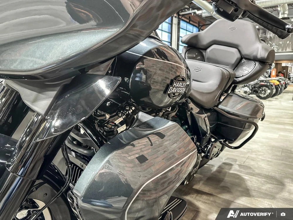 2026 Harley-davidson Street Glide Limited alt