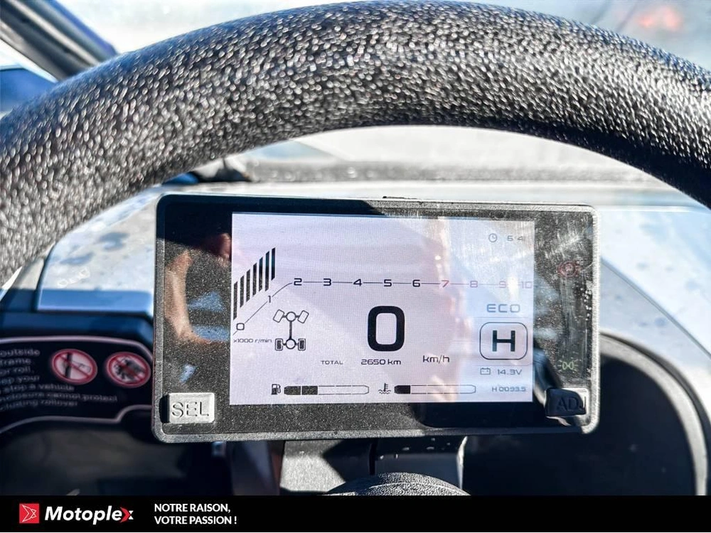 2022 Cfmoto Zforce 950 alt