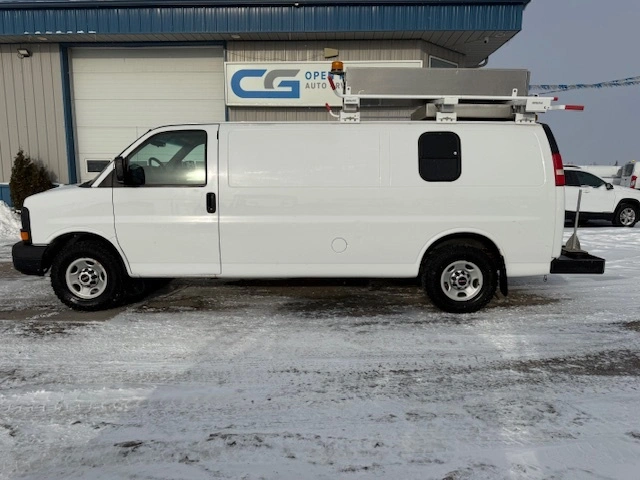 2014 Gmc Savana 3500 Cargo Van alt