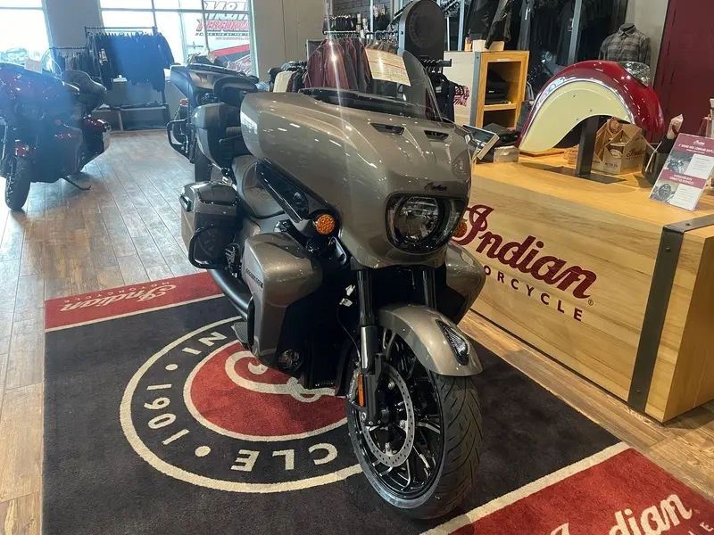 2026 Indian Motorcycle Roadmaster Power Plus Darkhorse 112 W/powerband Audio alt