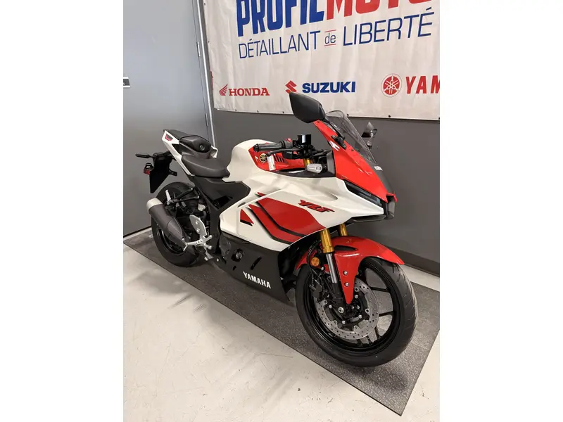 2026 Yamaha YZF-R3 R3 thumbnail 2