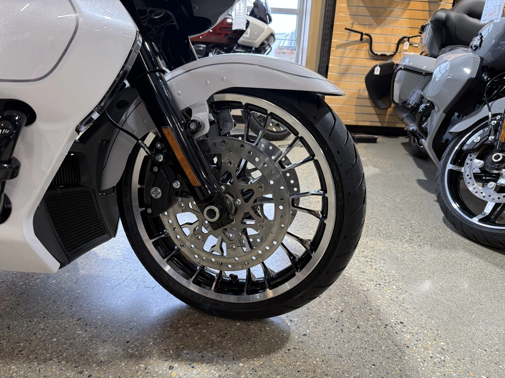 2026 Harley-davidson Road Glide Limited alt