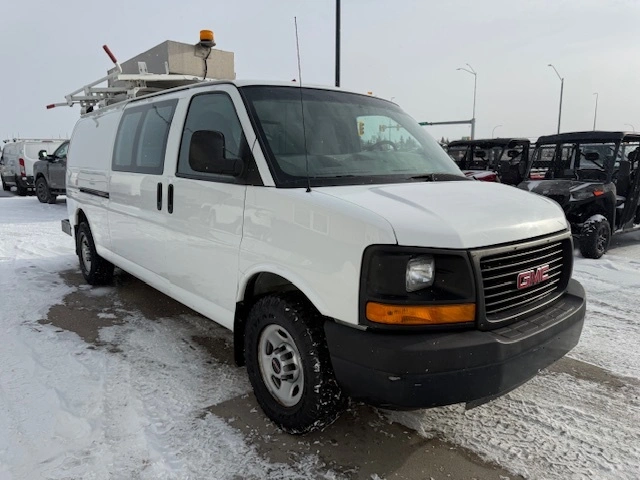 2014 Gmc Savana 3500 Cargo Van alt