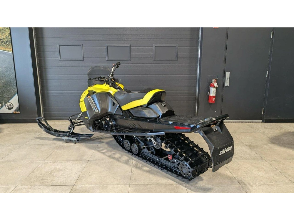 Ski-doo Renegade Adrenaline 900 Ace Used 2021 alt