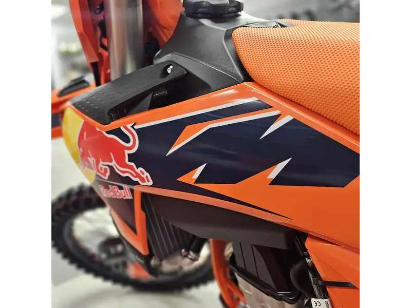 2026 KTM 450 SX-FACTORY EDITION thumbnail 14