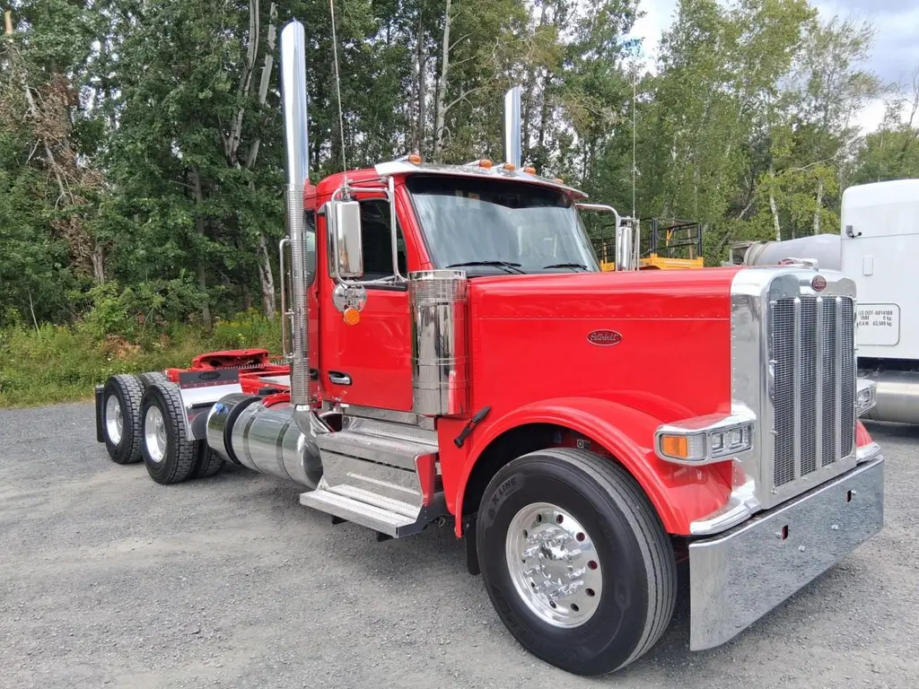 2026 Peterbilt 589 