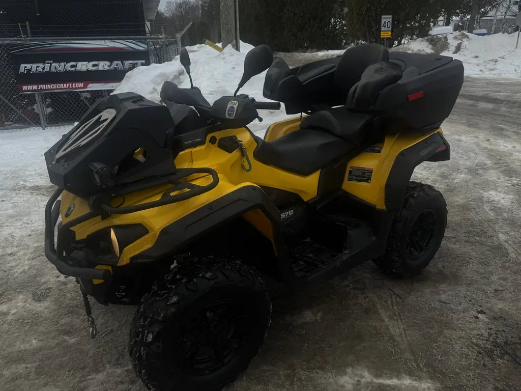 2017 Can-Am outlander xt 570 max