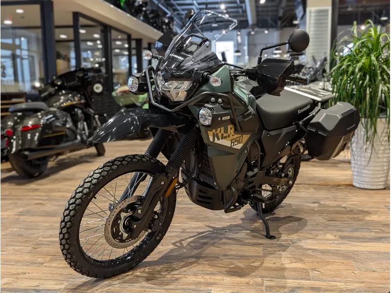 2026 Kawasaki KLR650 Adventure // Metallic Matte Dark Green thumbnail 13